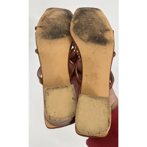 Lulus Leylia Women 9 Tan faux leather slip on block heel strappy sandals - Picture 6 of 7